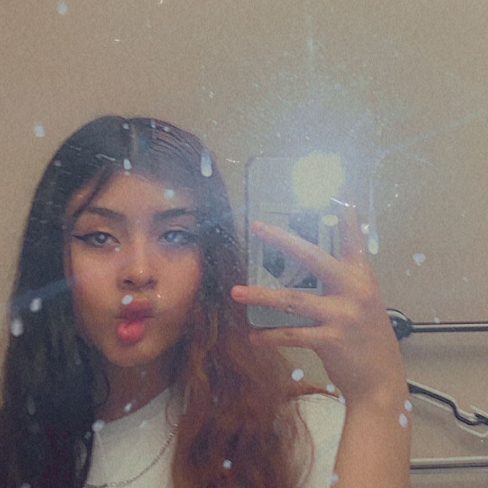 Meet your Posher, Keila